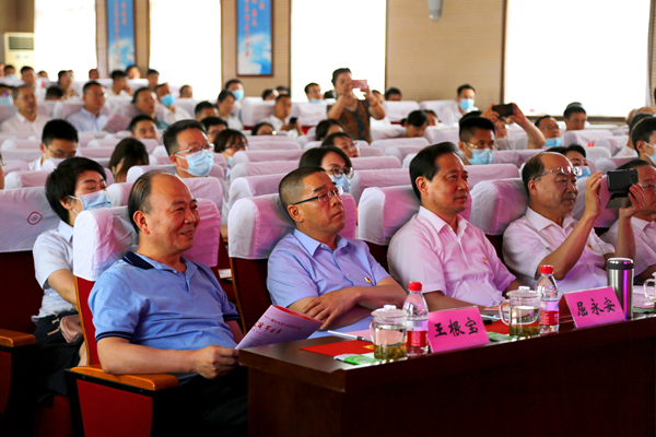 20210623/60d2e790b29ed.jpg 2領導觀看演出.jpg